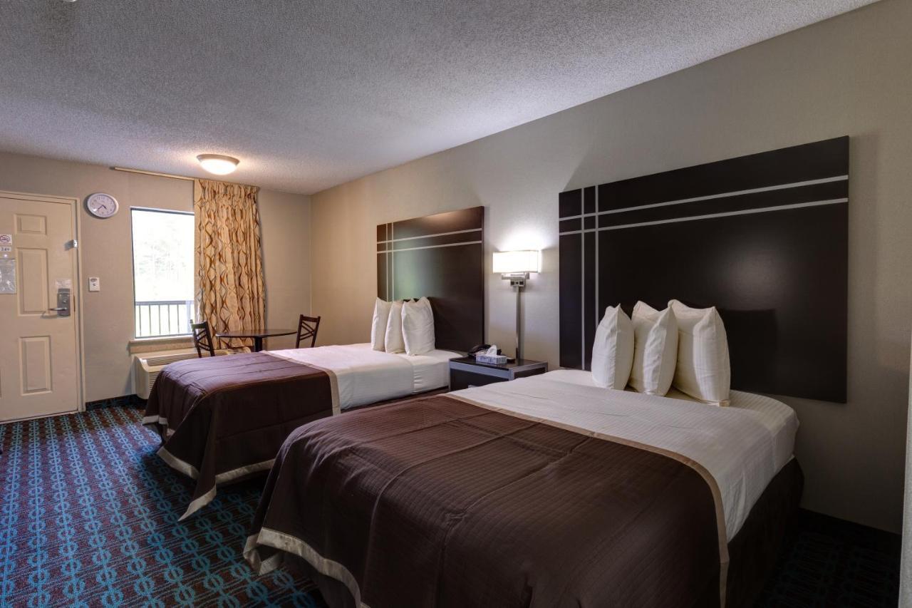 Deluxe Inn - Fayetteville I-95 Exteriör bild